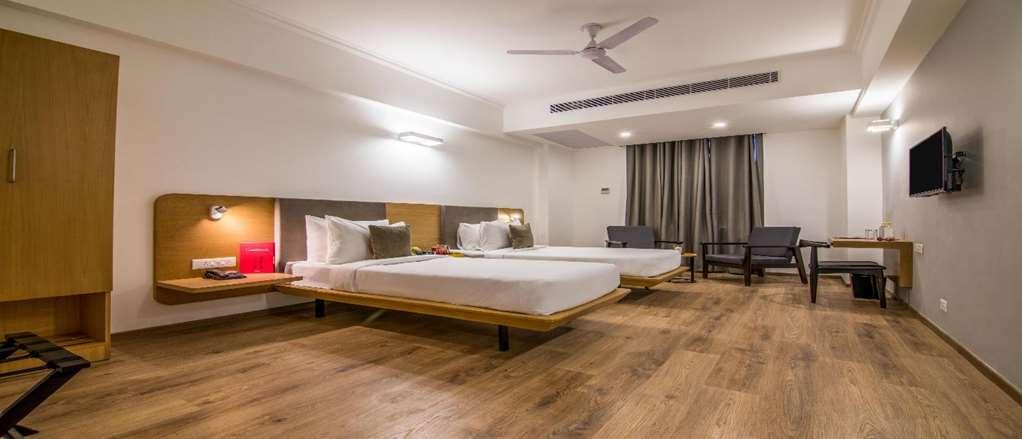 Oyo Townhouse 028 Corporate Suite Noida Værelse billede